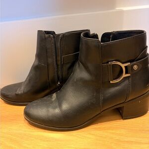 Anne Klein Jaysie Booties